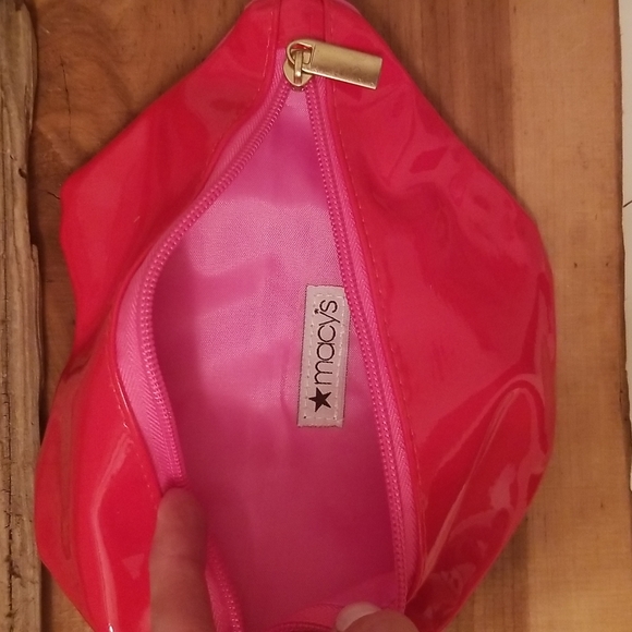 Macy's Red & Pink Zippered Lips Cosmetics Bag - Picture 5 of 5